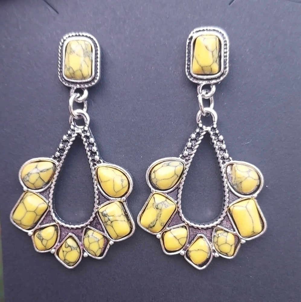 Acrylic CHANDELIER POST “FASHION” EARRINGS